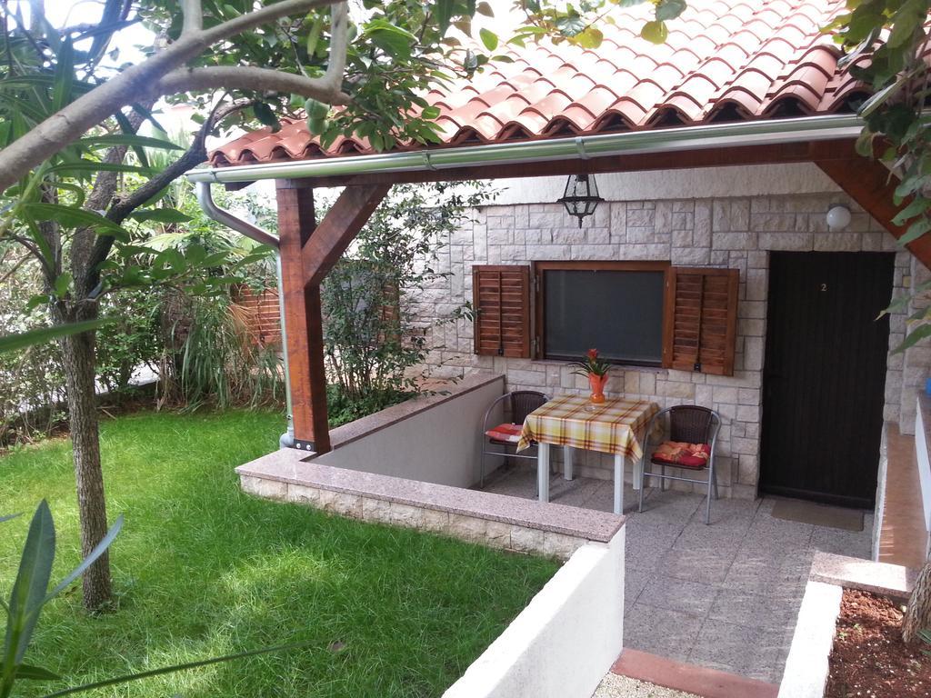 Apartment Drenovica Pula Habitación foto